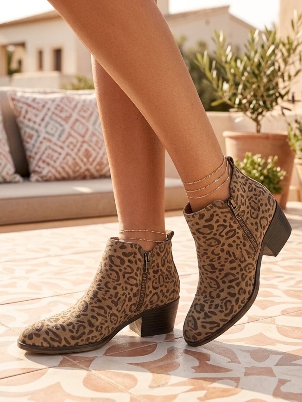 Lucky Brand Booties Size 8.5  Leopard Print Ankle Boots Women's Tan LK Basel